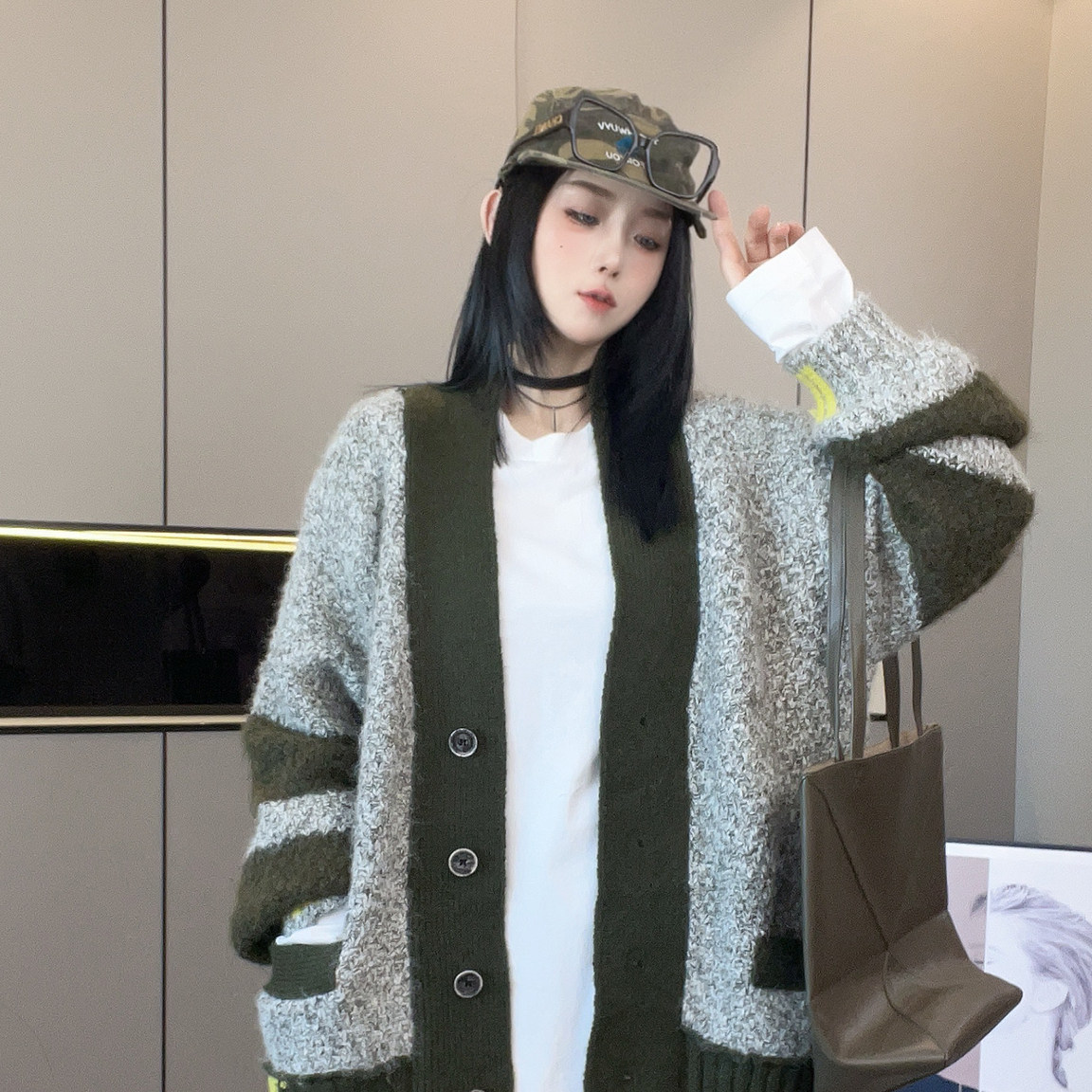 长袖毛衣女2026秋季新款欧洲站宽松中长款撞色拼接单排扣开衫上衣
