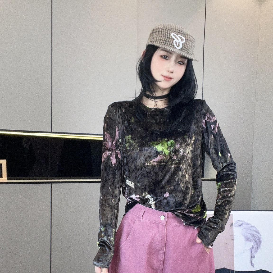 丝绒衫女2026秋季新款欧洲站时尚彩色晕染圆领套头打底衫长袖上衣