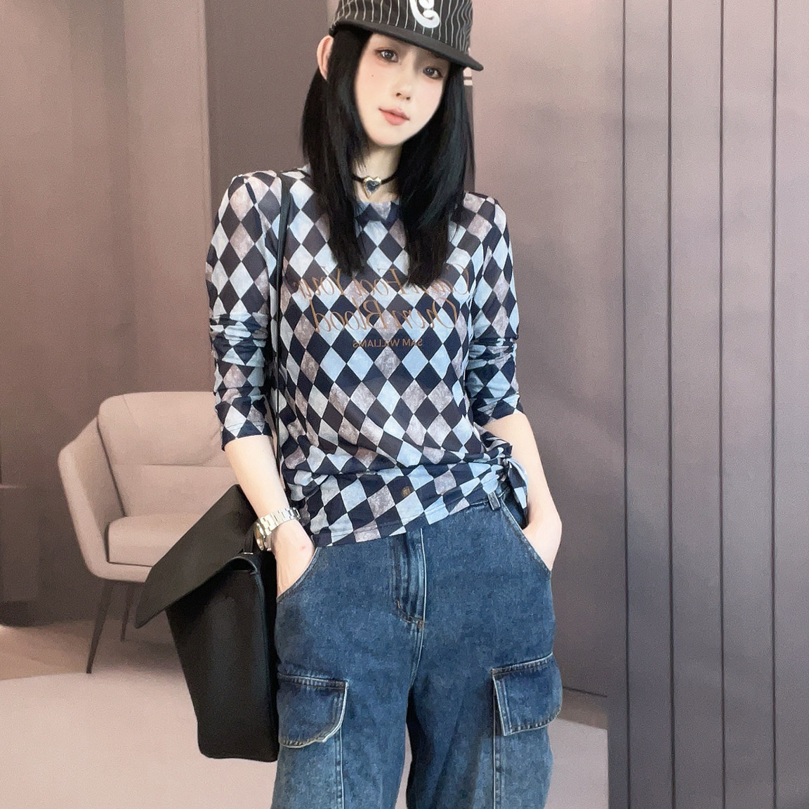 菱格T恤女2026秋季新款设计感撞色拼接字母印花打底衫套头上衣