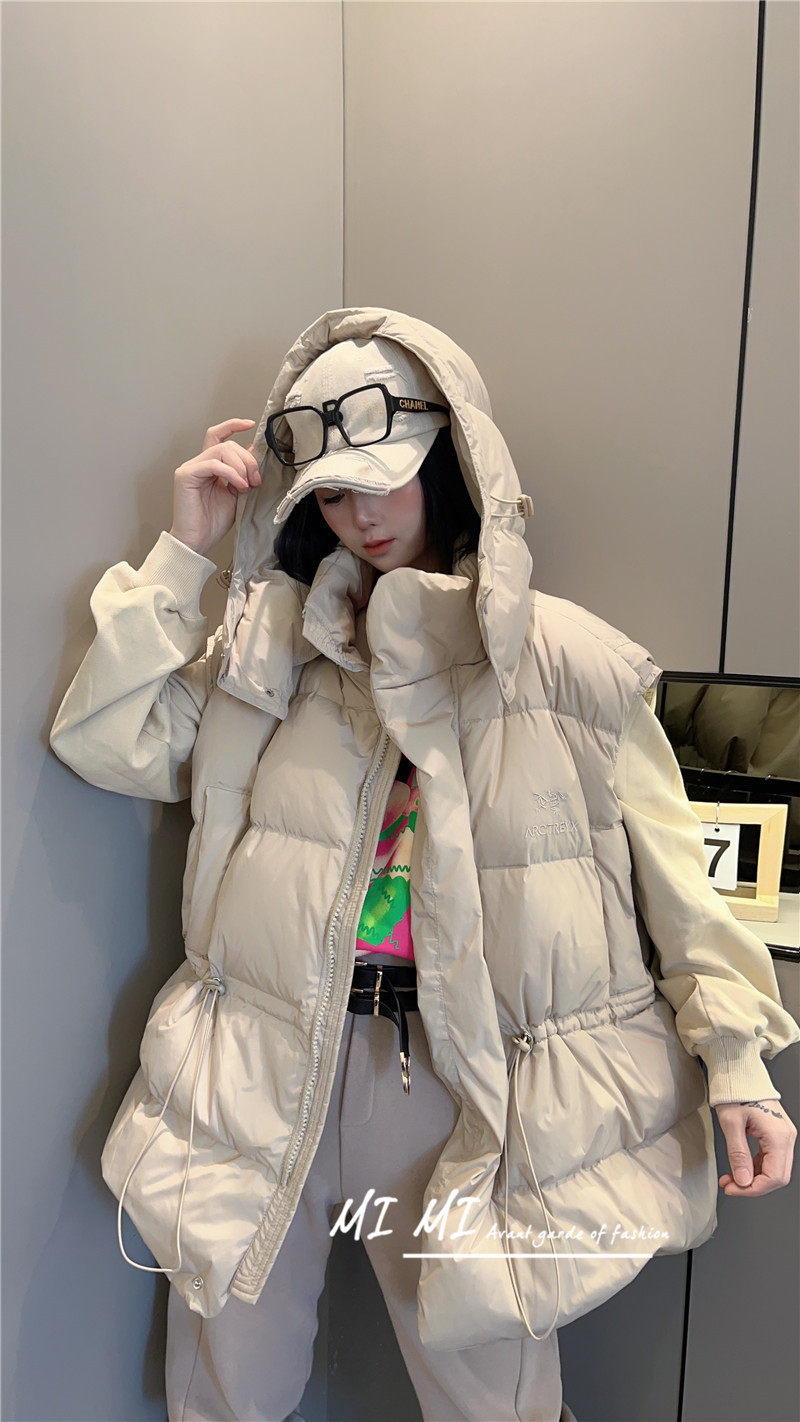 糖果色保暖外搭2025秋冬新款欧洲站大口袋连帽白鸭绒羽绒马甲女