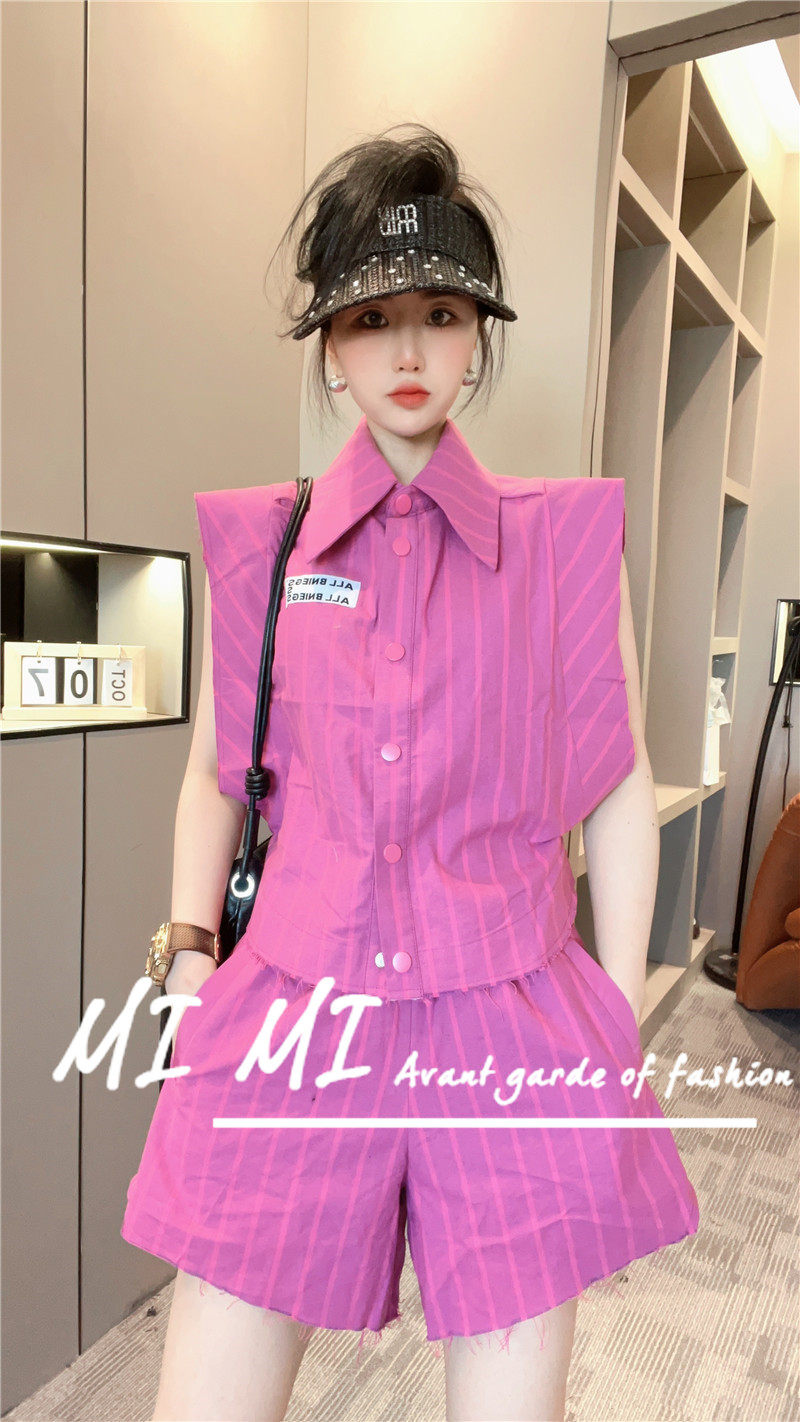 翻领条纹单排扣短袖上衣高腰短裤休闲套装女两件套2025夏季新款,女装/女士精品,时尚套装,淘宝优惠券,粉丝福利购,淘宝优惠卷