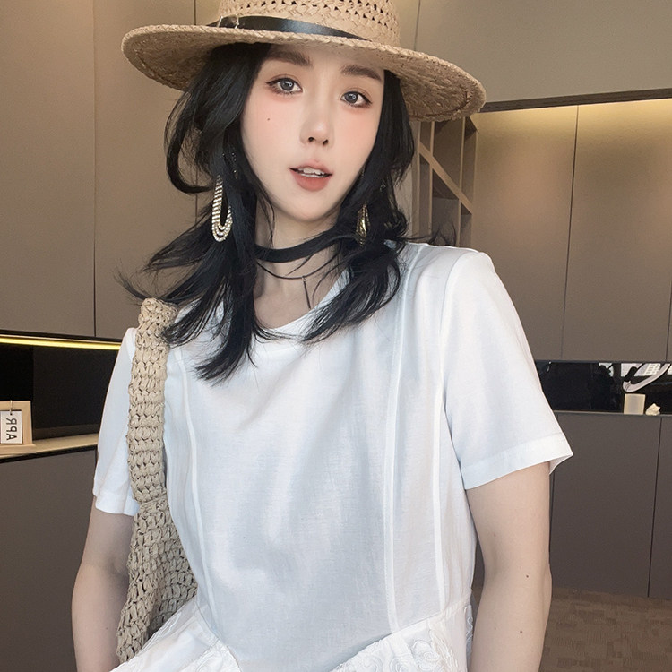 短袖T恤女2026春季新款简约风纯色蕾丝拼接腰封下摆圆领半袖上衣