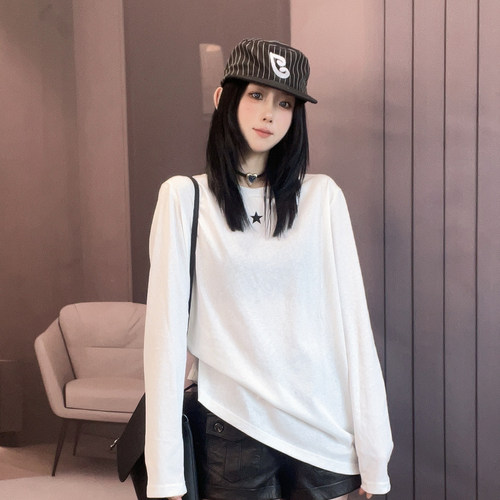 长袖T恤女2026秋季新款宽松撞色拼接五角星印花打底衫套头上衣