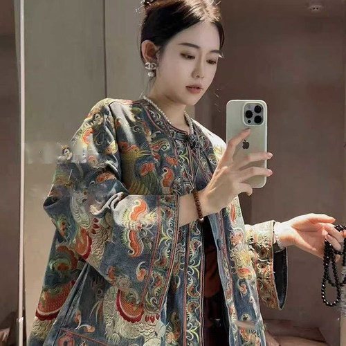 现货牛仔外套女2026新年新款中式国风时尚撞色拼接重工刺绣长袖