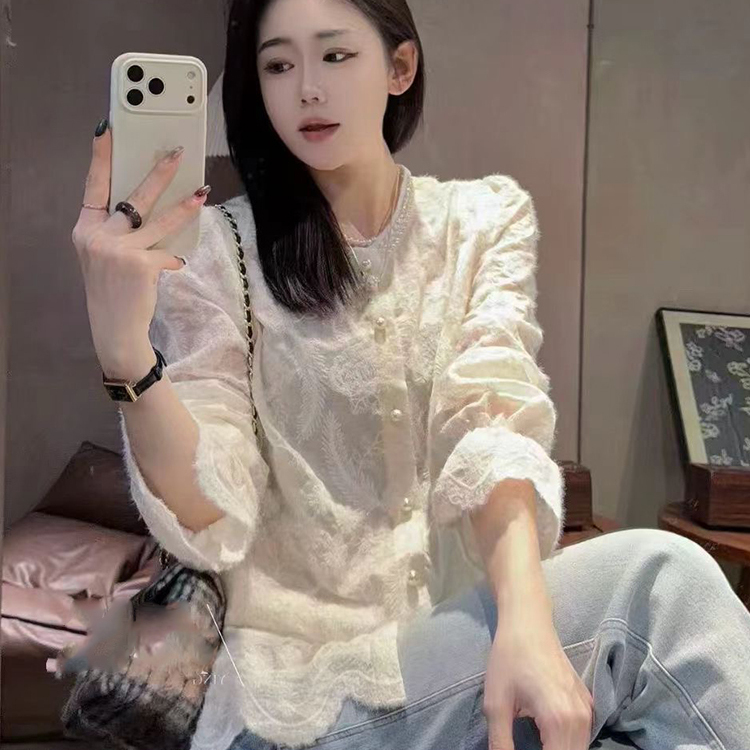 衬衫女2025冬季新款设计师款法式纯色重工钉珠拼接衬衣长袖上衣