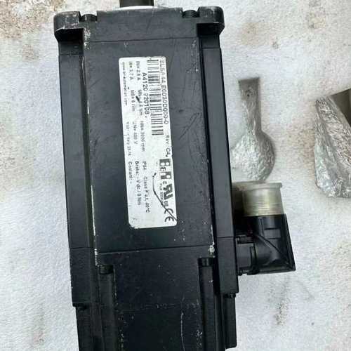 议价贝加莱伺服马达8LSA44.E0030D000-0，功能包好