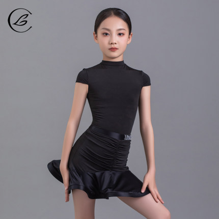 乐雅池高级感练功服2024夏季新款拉丁舞服黑色舞蹈服简约分体套装