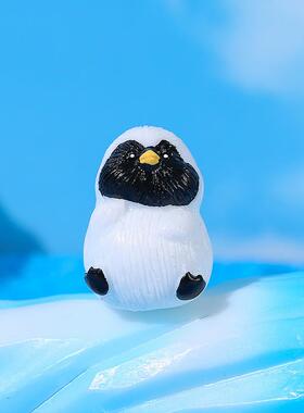 新款可爱企鹅 苔藓微景观雪景摆件 黑白企鹅树脂卡通动物装饰品配