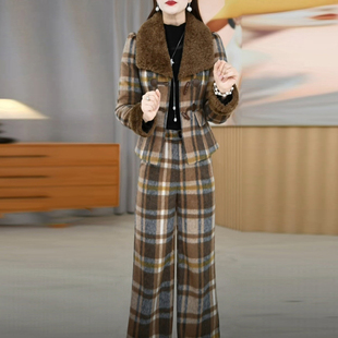 修身 麦登尔绒夹棉加厚保暖时尚 新款 2025秋冬季 显瘦格纹两件套 套装