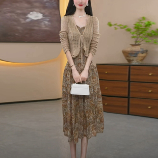 轻羽丝漂亮出片衣服春秋新款小香风碎花中长款显瘦两件套连衣裙子