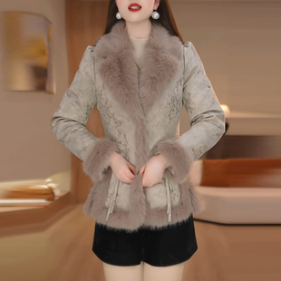 织锦提花时尚保暖短款羽绒服2025冬季新款气质修身显瘦白鸭绒外套