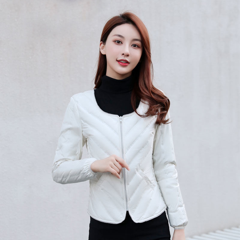 秋冬羽绒内胆女修身轻薄内穿短款白鸭绒保暖打底马甲妈妈装羽绒服