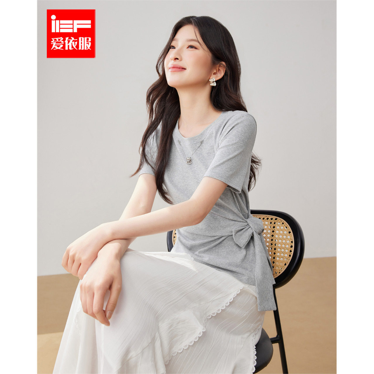 IEF/爱依服2026春夏新款韩系通勤气质绑带设计修身显瘦百搭上衣