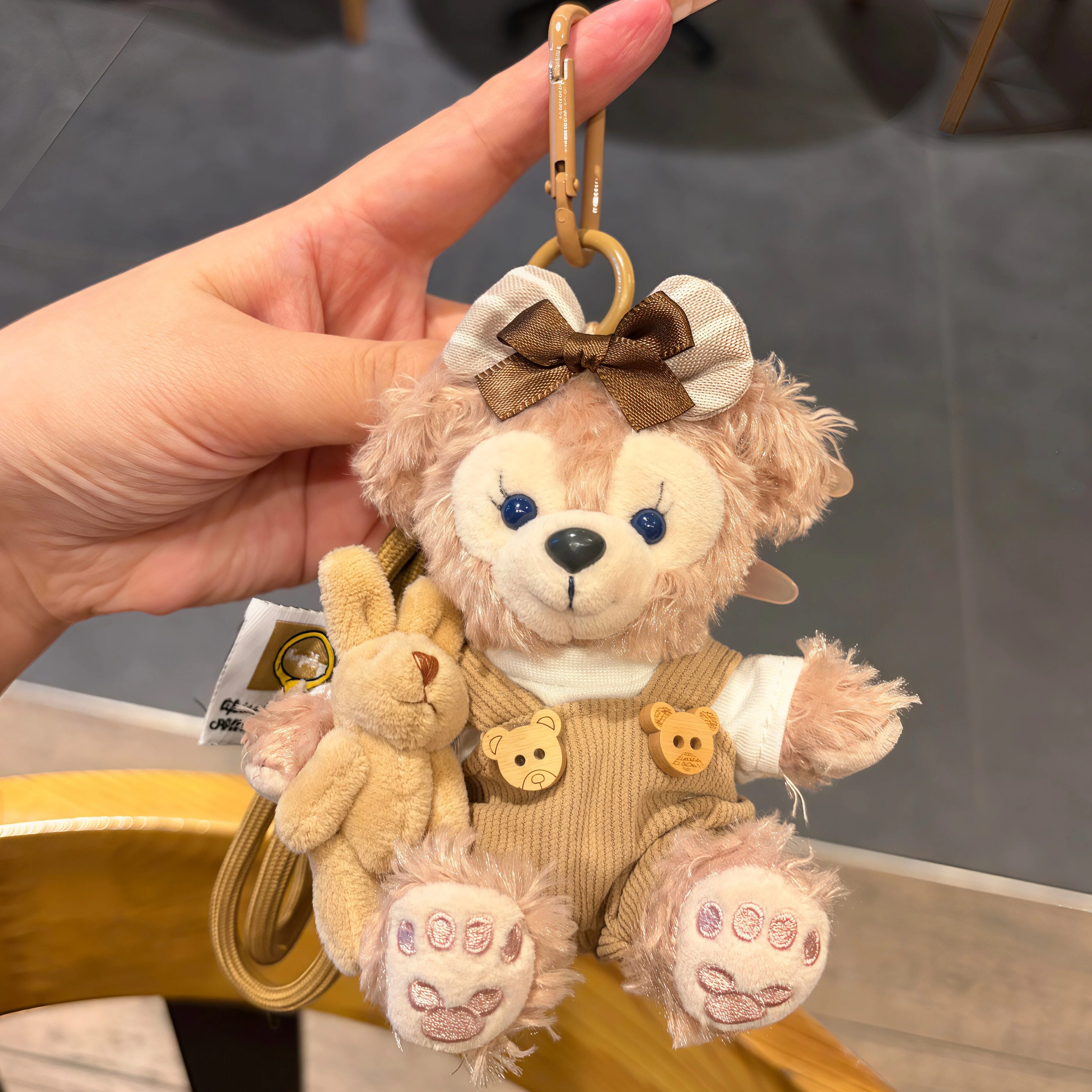 2026年新款雪莉玫包包挂件玩偶公仔女生精致高级感挂饰小熊钥匙扣