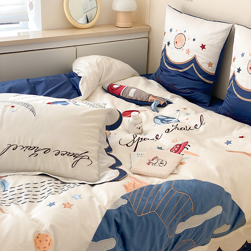 卡通儿童房60支长绒棉四件套全棉火箭刺绣被套纯棉床单1.8m床笠款
