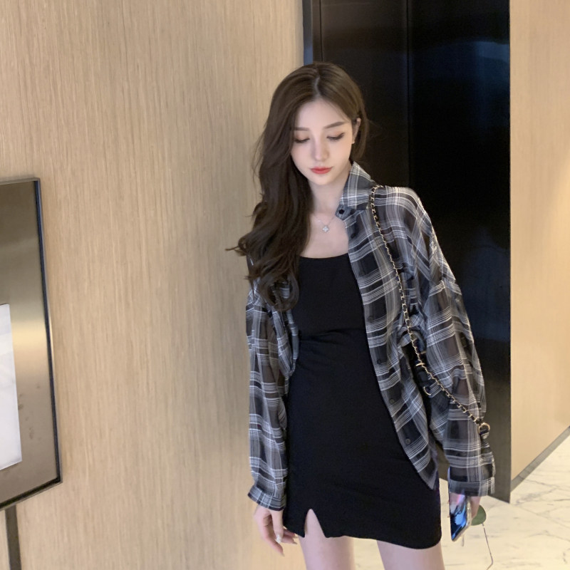 时尚休闲套装女薄款雪纺格纹防晒宽松衬衫显瘦性感修身吊带连衣裙