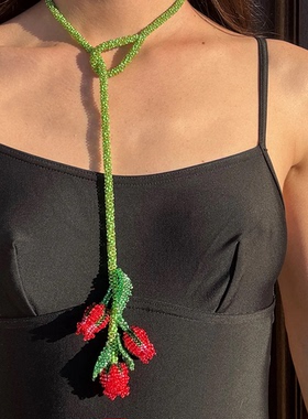 「Maroon」现货 西班牙 Amori mori 手作串珠编织三朵玫瑰项链