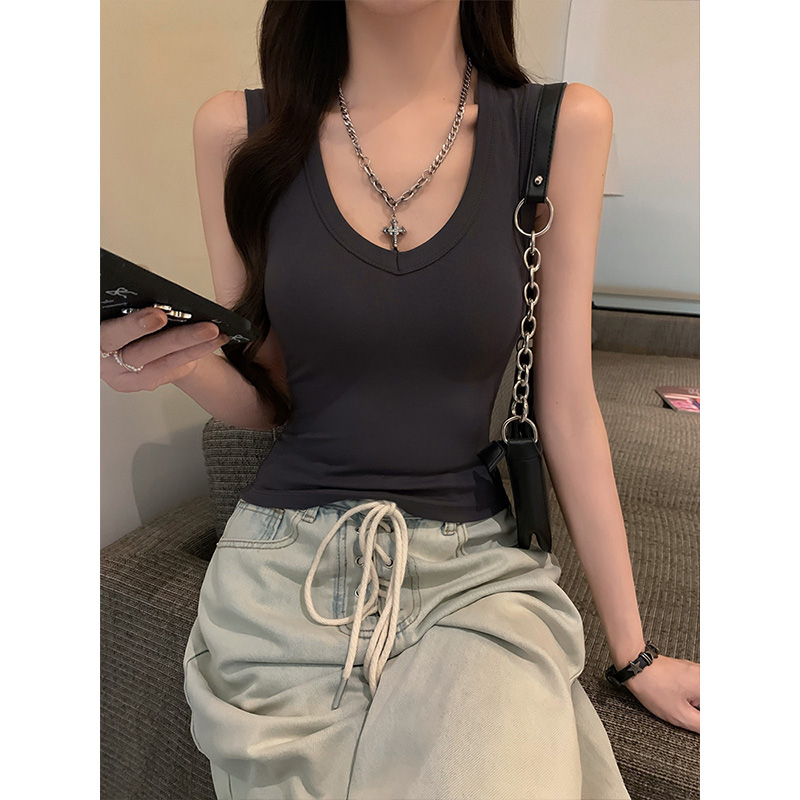 MosesQueen魔西女王U领掐腰短款工字背心2025显瘦内搭打底上衣