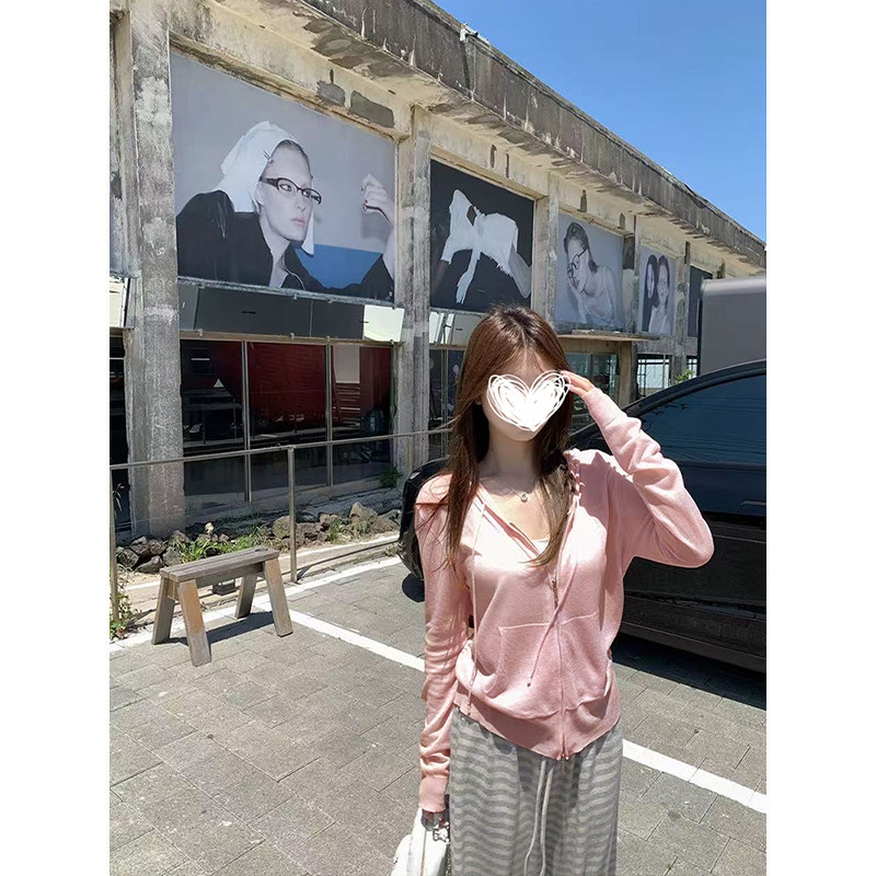 MosesQueen魔西女王连帽修身针织衫女薄款休闲秋季拉链开衫短外套图片