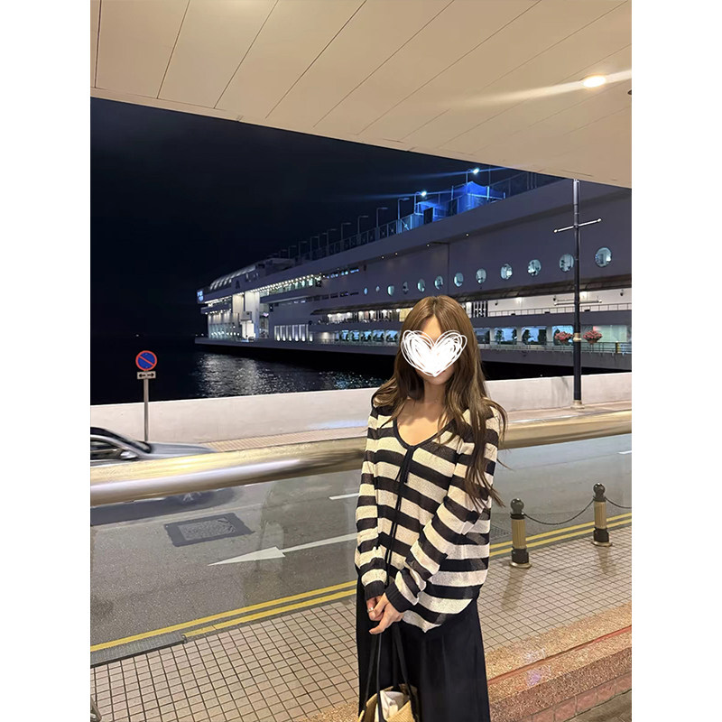 MosesQueen魔西女王韩系条纹长袖针织女秋冬薄款宽松斜肩罩衫上衣