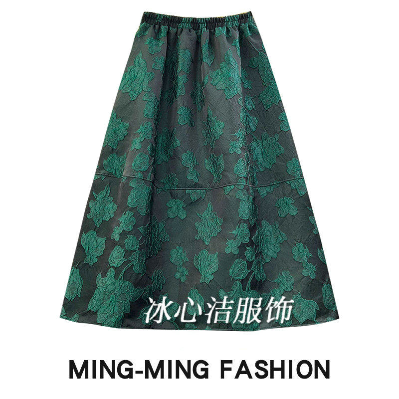 重工刺绣蓬蓬半身裙女