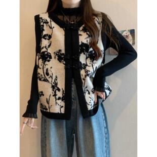 外套盘扣叠穿春秋mm胖新中式大码背心针织女2026新款马甲国风开衫