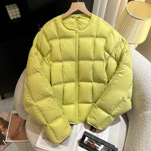 2024冬季新品圆领泡芙方格子羽绒服女新款宽松百搭显瘦面包服外套