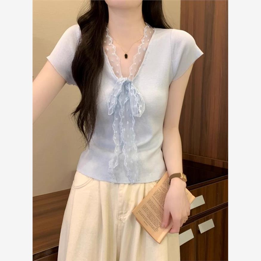 蓝色短袖短款上衣女夏季2025新款多巴胺穿搭独特法式绝美小针织衫