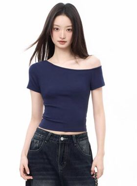 韩国东大门夏季新品藏青色斜肩设计感修身露肩短袖t恤女性感上衣