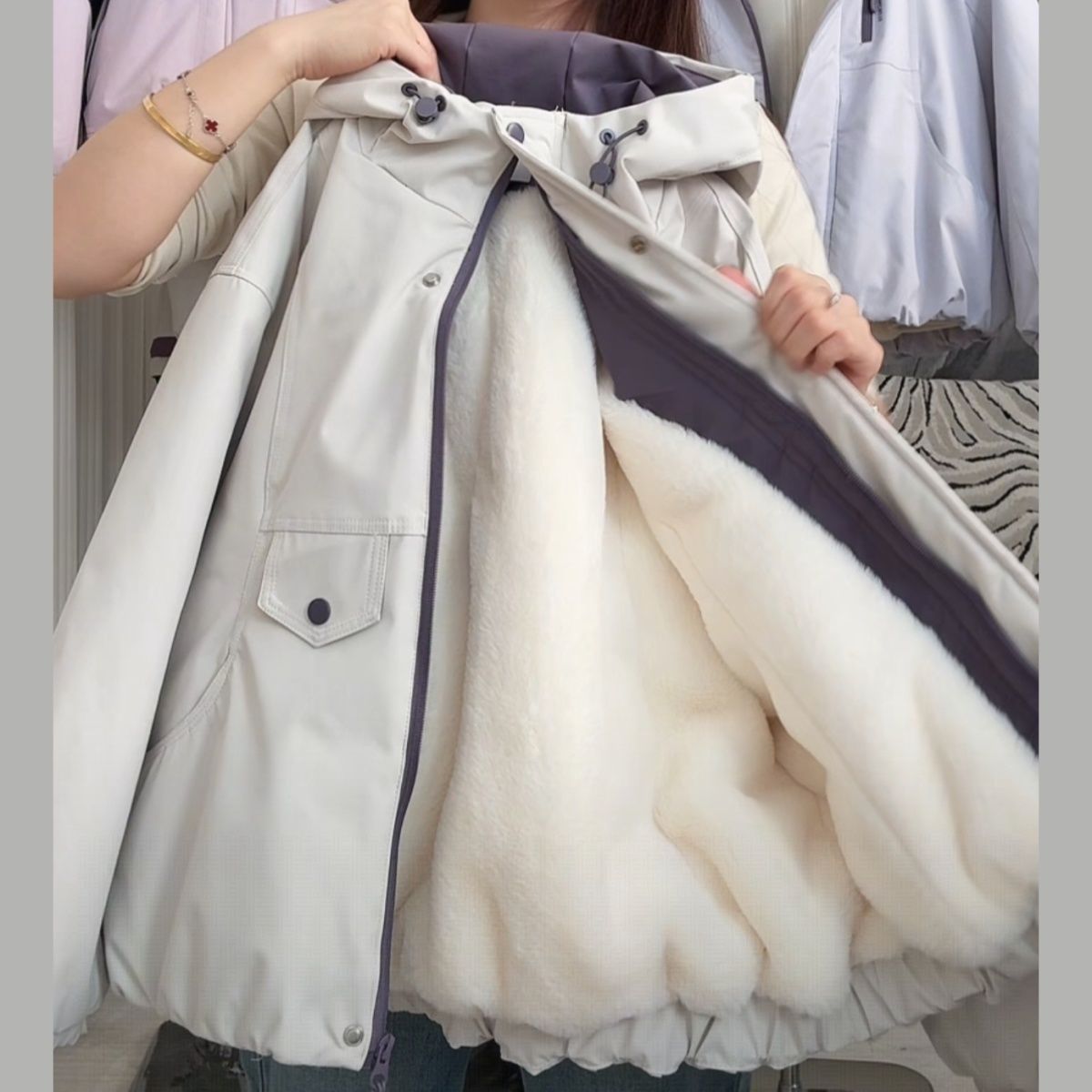 女童秋冬外套加绒派克服