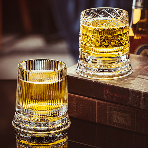 高级感水晶玻璃威士忌酒杯套装家用旋转不倒翁白兰地洋酒啤酒杯子