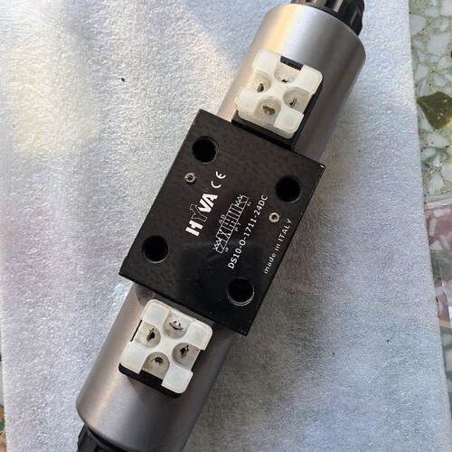 议价DS10-0-1711-24DC HYVA电磁阀 工业液压控制元件维修
