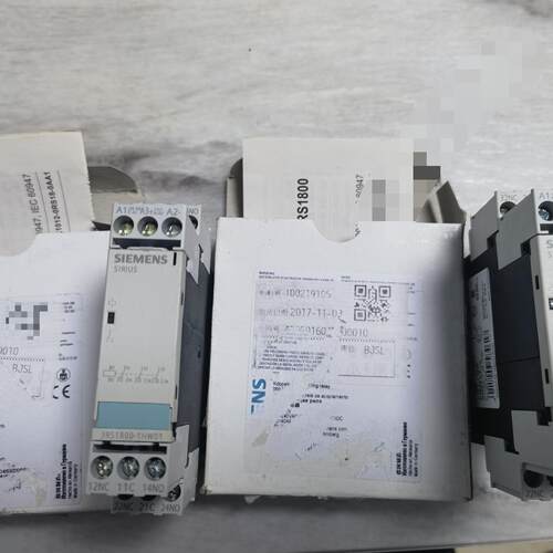 议价3RS1800-1HW01 耦合继电器 工控自动化工业控制元件维修