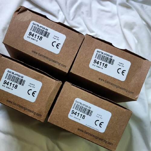 议价Q4XTBLAF300-Q8 激光侧孔探头传感器 邦纳工控配件维修