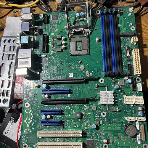 议价D3446-S21 GS 3 富士通工业主板 支持6/7代CPU维修