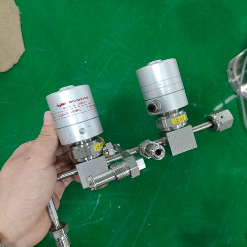 议价FPR-UDDF-71-6.35-2 富士金气动隔膜阀 常闭工业阀门维修