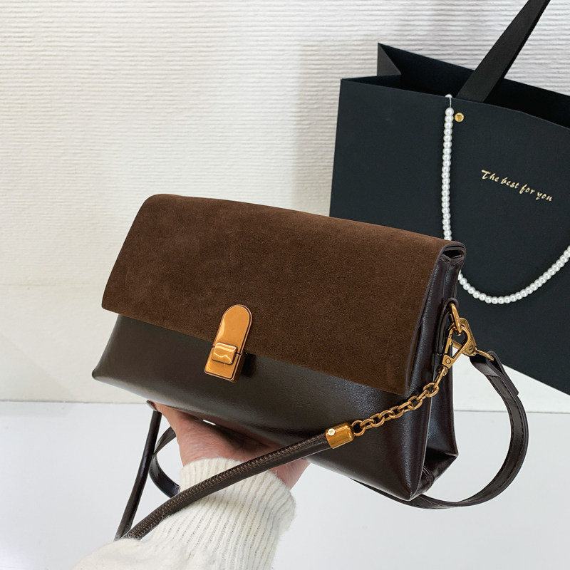 简约时尚单肩腋下包女士2025新款百搭小方包秋冬高级感通勤斜挎包