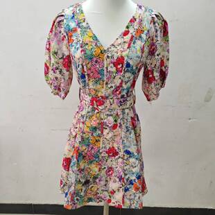 长期现货2025夏孟子义同款法式碎花连衣裙女V领显瘦收腰泡泡袖a裙