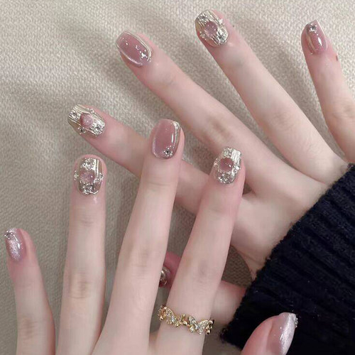 2026年新款高级感猫眼手工穿戴甲短款鎏金穿戴美甲指甲贴片甲片