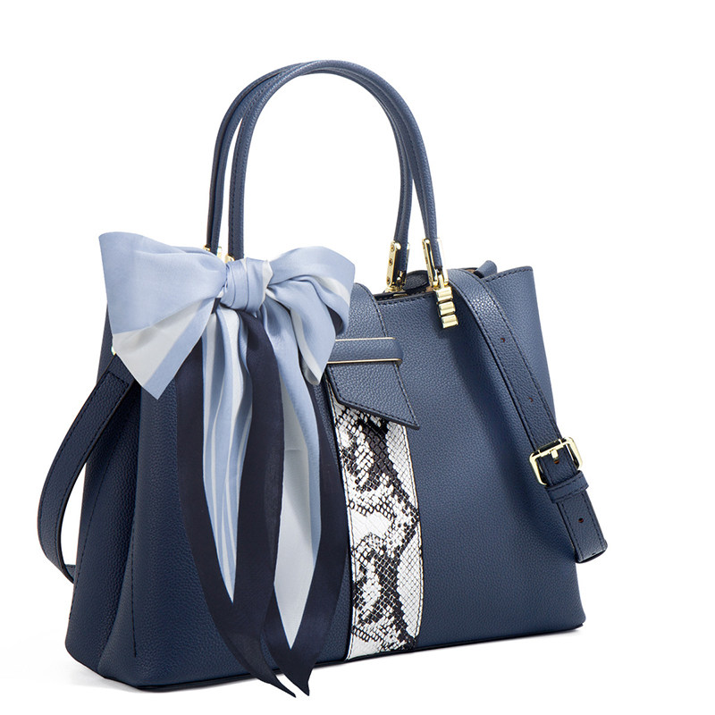 妈妈包中年女士手提包2021新款百搭大容量婆婆大气送母亲包包斜挎