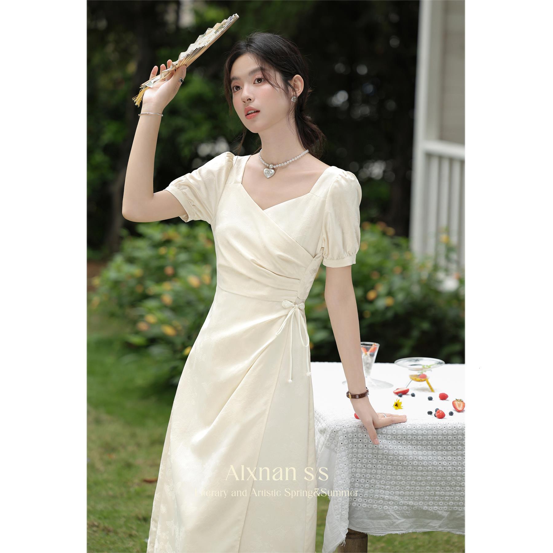 鹿向南「花间煮酒」法式