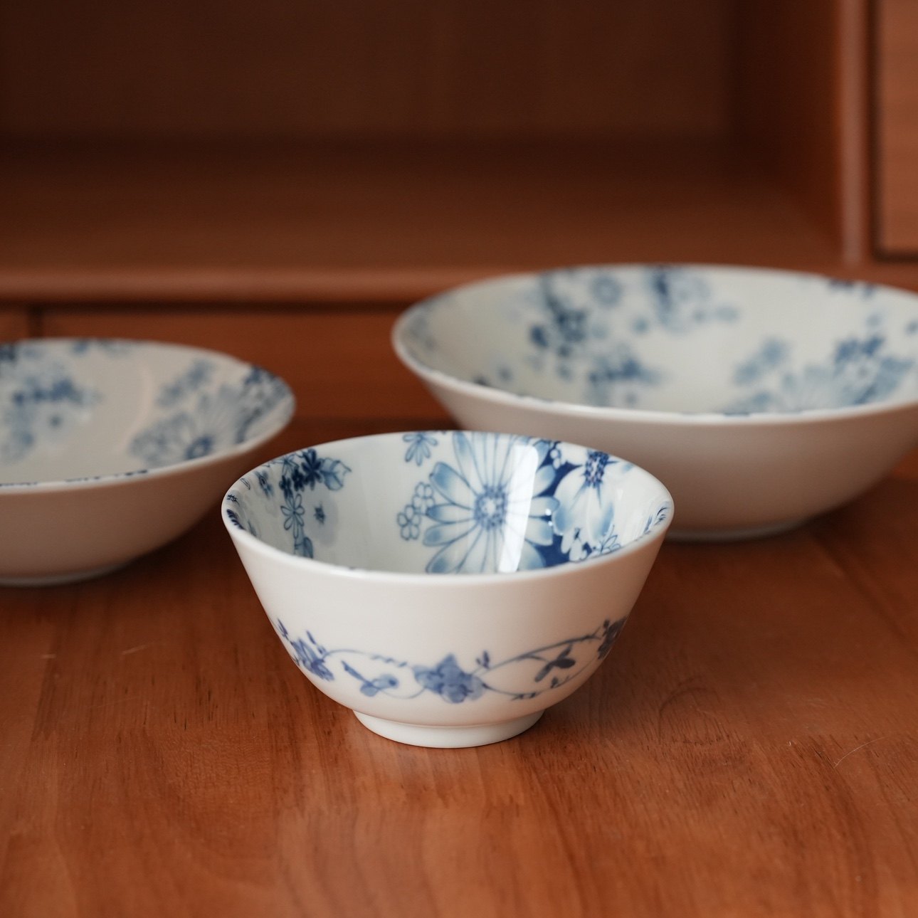 日本制 釉下彩花集系列陶瓷大盘子饭碗平盘家用菜盘米饭碗汤碗,餐饮具,盘,淘宝优惠券,粉丝福利购,淘宝优惠卷