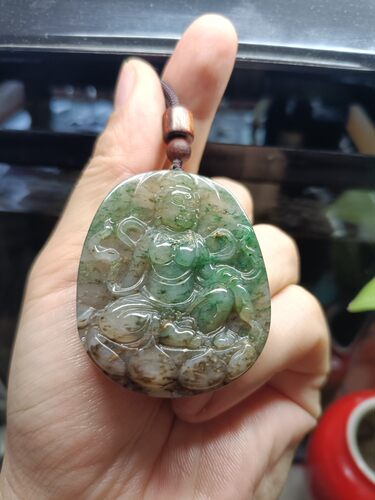 收藏级精品天然独山玉天蓝老料抛光款观音菩萨观音大士挂件毛衣链
