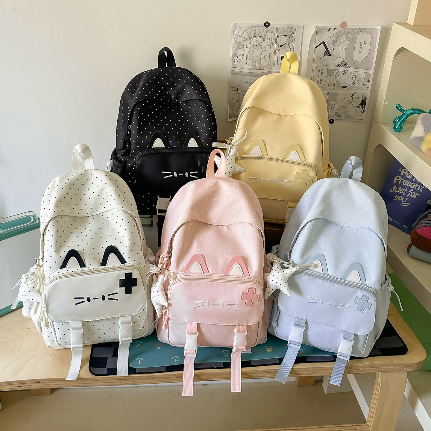 可爱卡通猫咪双肩包女生小学生书包迷你减负背包日系简约轻便舒适