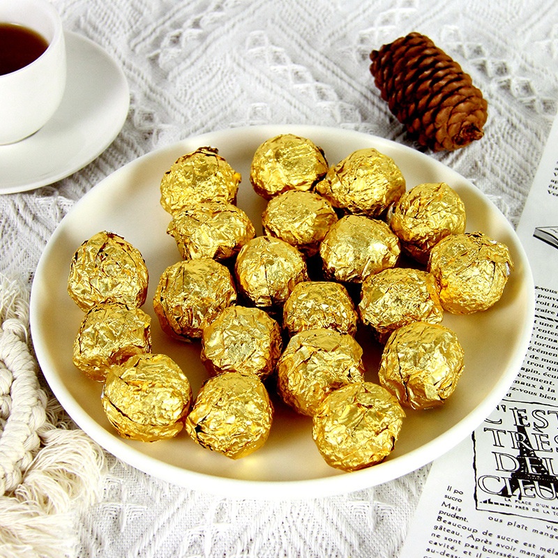 果仁夹心巧克力散装金莎婚庆喜糖金球形烘焙糖果过年货2颗3颗坚果