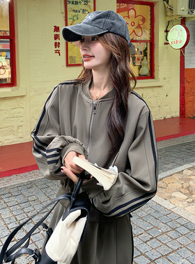 美式复古运动套装女2024秋季军绿色卫衣阔腿裤三件套运动穿搭