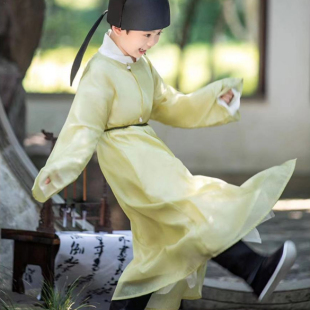 唐朝代诗人杜甫李白王维孟浩然高适儿童古装 汉服书生国学诗歌朗诵