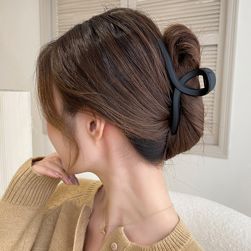 高级感磨砂抓夹大号夏韩式鲨鱼