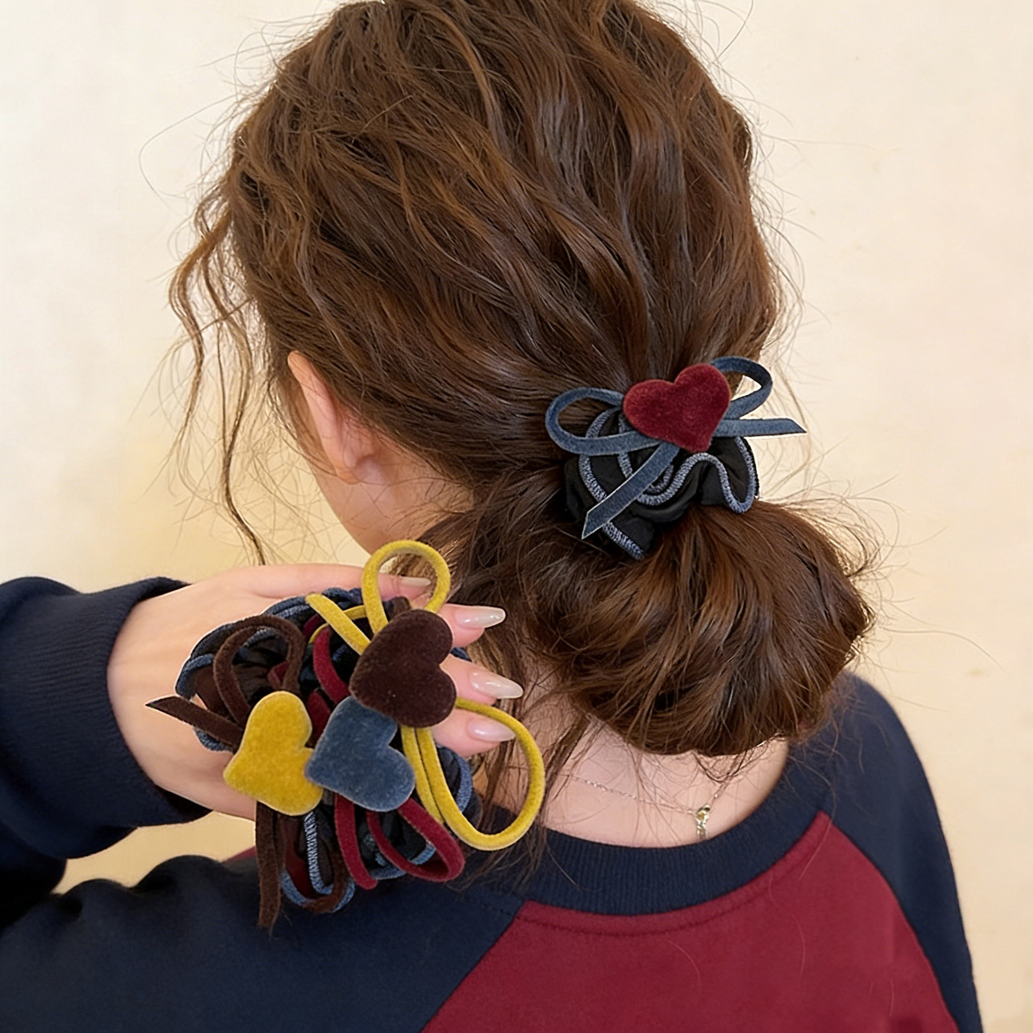 甜美丝绒爱心蝴蝶结褶皱小肠发圈女慵懒风丸子头绳扎头发绳橡皮筋,饰品/流行首饰/时尚饰品新,发饰,淘宝优惠券,粉丝福利购,淘宝优惠卷