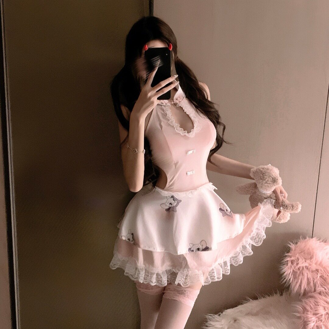 性感挂脖蕾丝印花可爱纯欲连衣裙